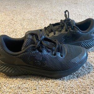 Under armor UA Essential Sport style Shoes great condition